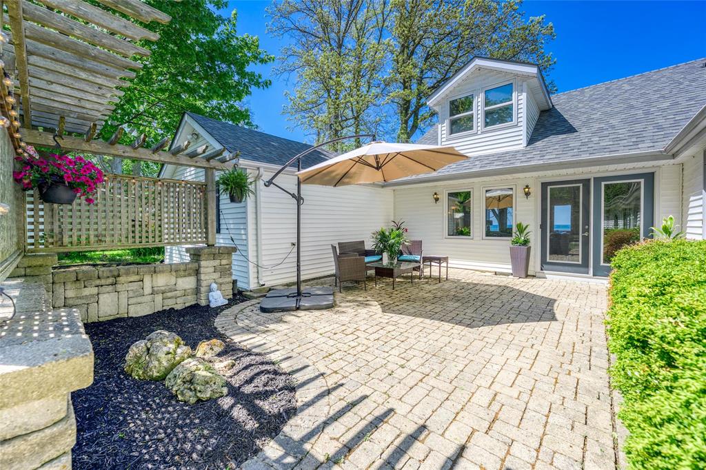 3186 DANA Street, Plympton-Wyoming, Ontario, Canada photo 4