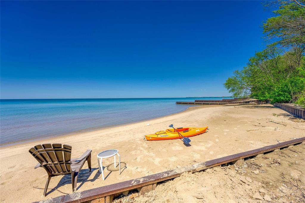 3186 DANA Street, Plympton-Wyoming, Ontario, Canada photo 8