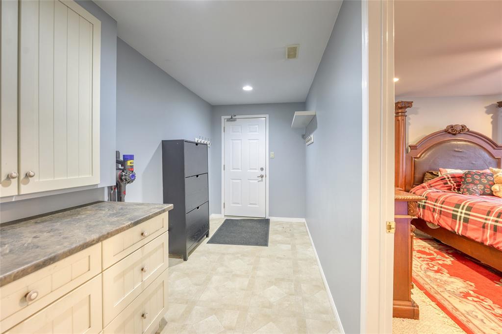 3186 DANA Street, Plympton-Wyoming, Ontario, Canada photo 43