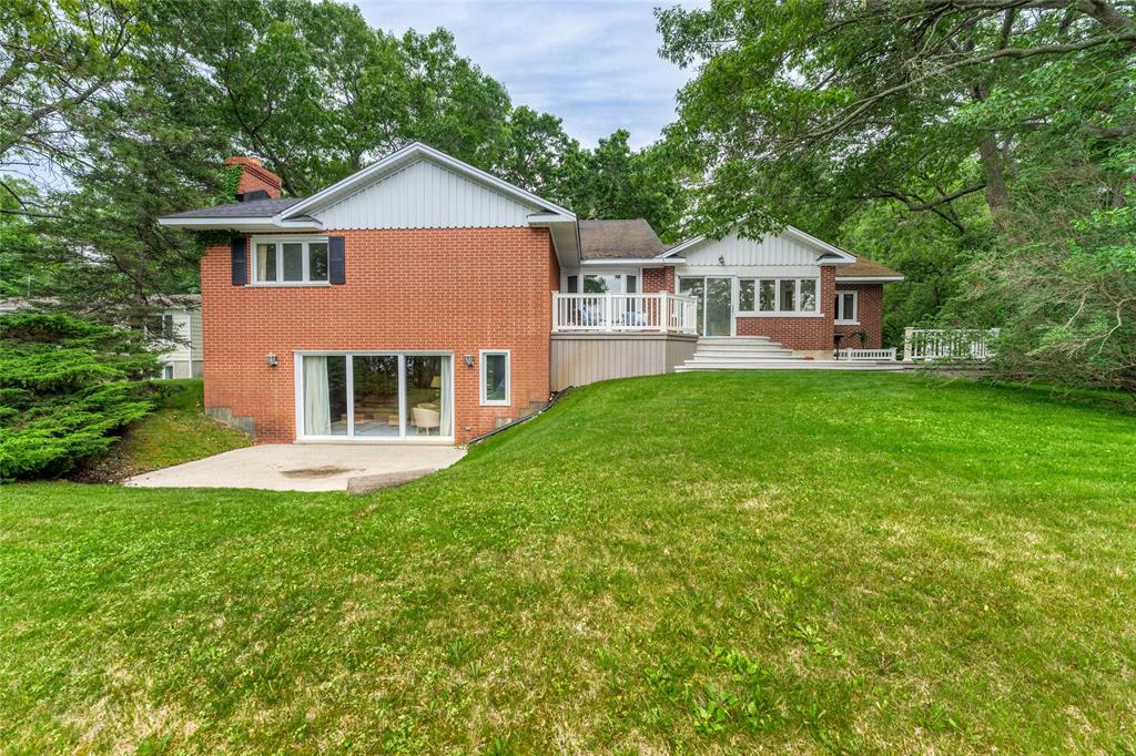 1690 LAKESHORE Road, Sarnia, Ontario, Canada photo 8