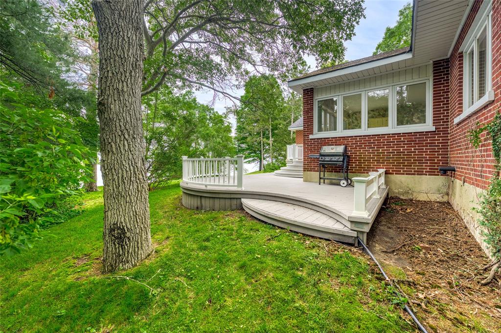 1690 LAKESHORE Road, Sarnia, Ontario, Canada photo 10