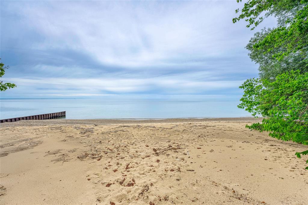 1690 LAKESHORE Road, Sarnia, Ontario, Canada photo 15