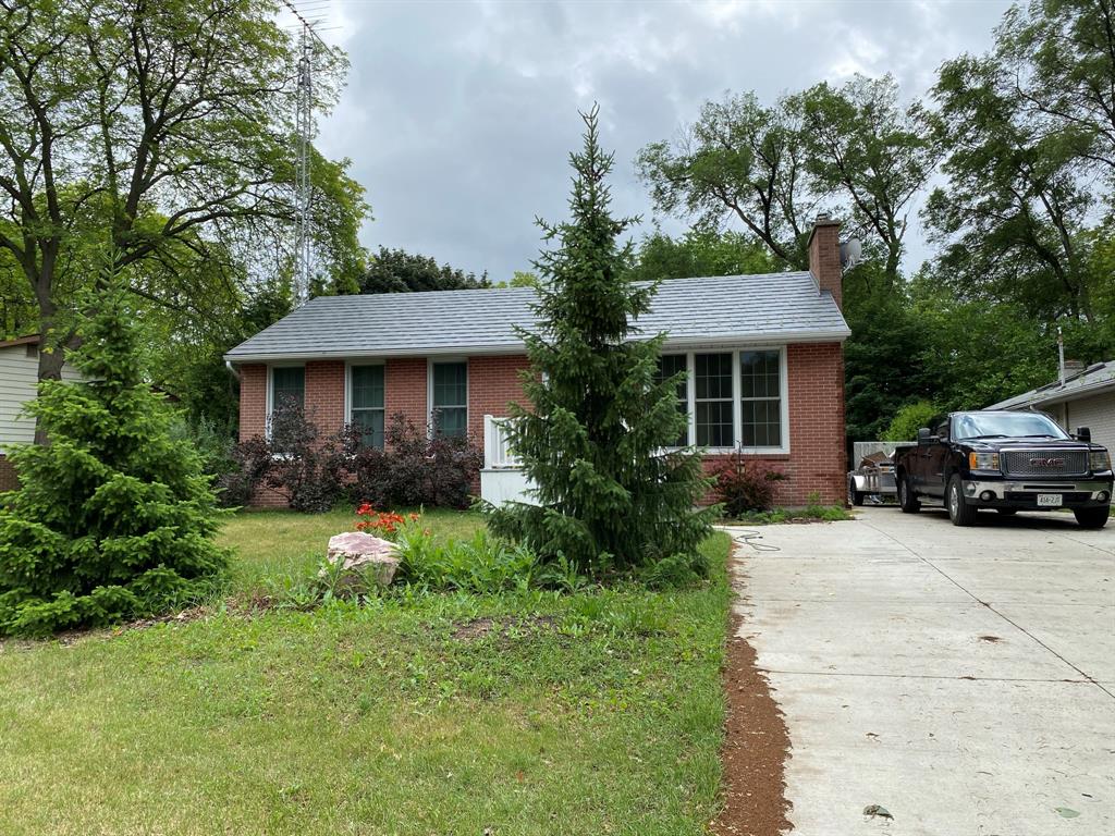 895 CHARLESWORTH Drive, Sarnia, Ontario, Canada
