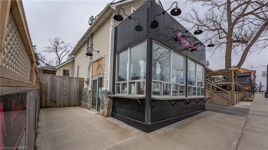 209 MAIN Street, Port Dover, Ontario, Canada