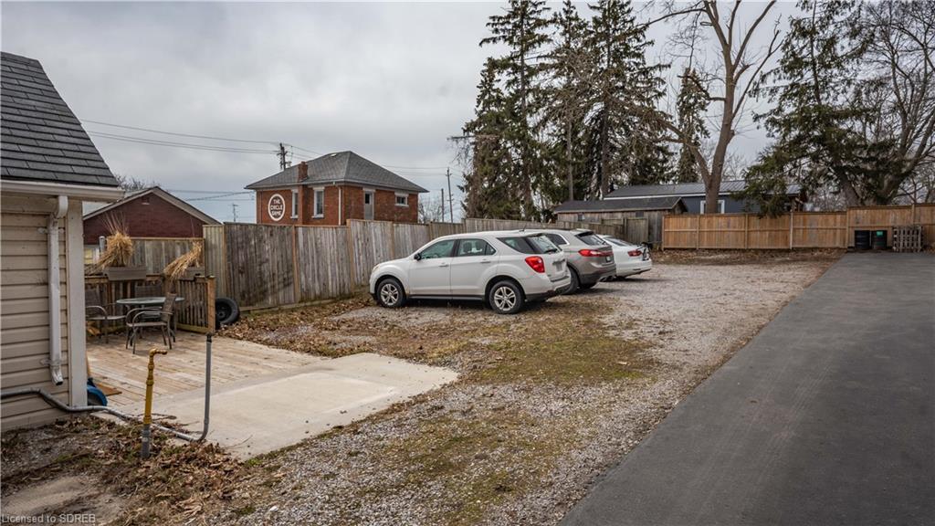 209 MAIN Street, Port Dover, Ontario, Canada