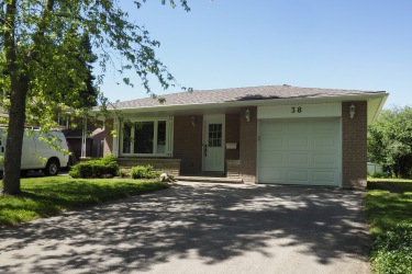 38 Hillside Dr, Kitchener Ontario, Canada