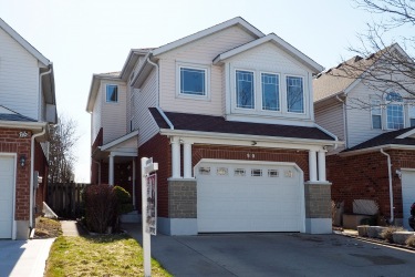 90 Kovac Rd, Cambridge Ontario, Canada