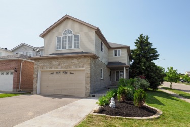 180 Resurrection Dr, Kitchener Ontario, Canada