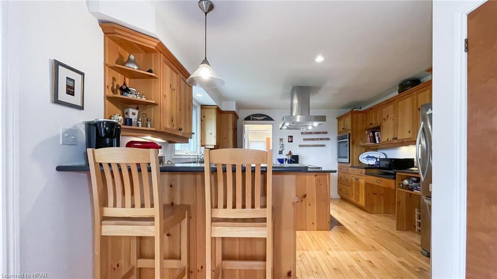 18 LOUISA Street, Bayfield, Ontario, Canada