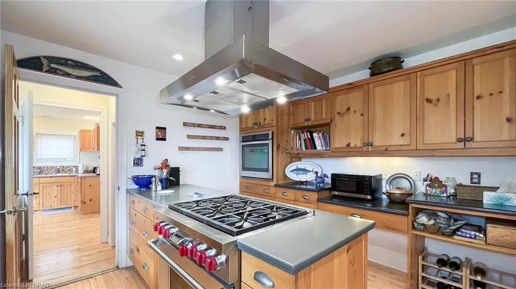 18 LOUISA Street, Bayfield, Ontario, Canada