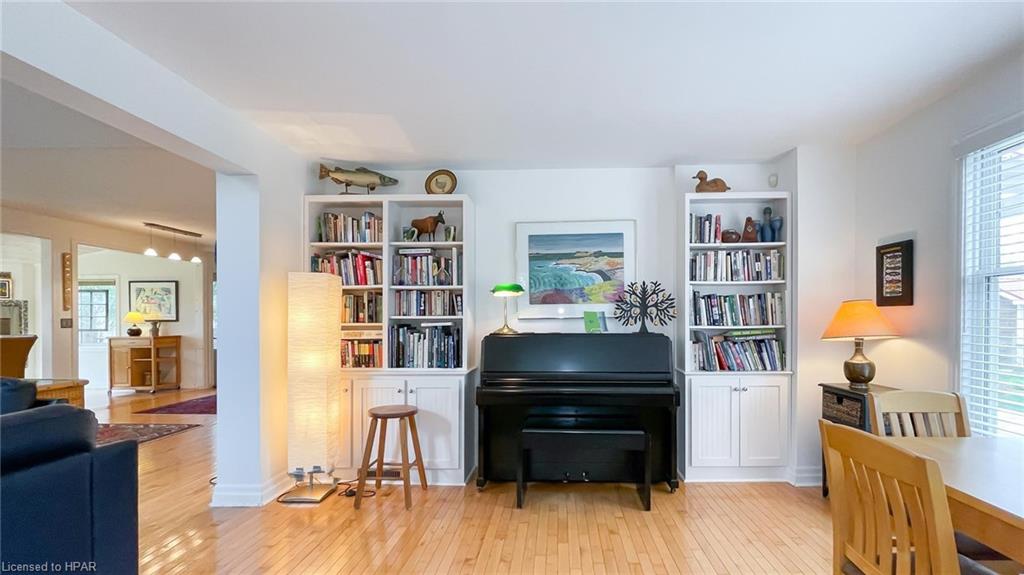 18 LOUISA Street, Bayfield, Ontario, Canada