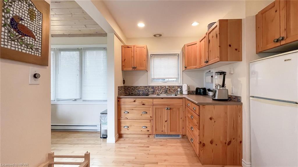 18 LOUISA Street, Bayfield, Ontario, Canada
