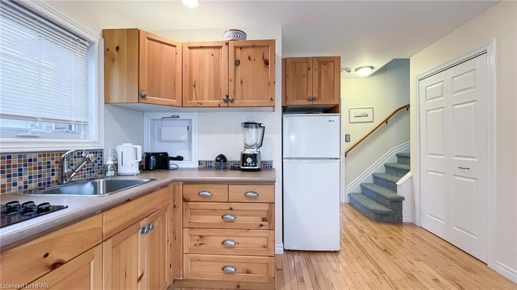 18 LOUISA Street, Bayfield, Ontario, Canada