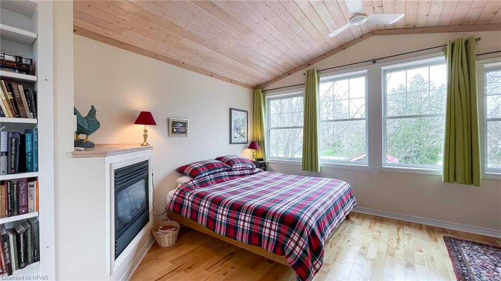 18 LOUISA Street, Bayfield, Ontario, Canada