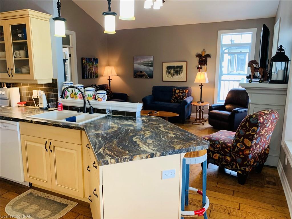 22 THIMBLEWEED Drive, Bayfield, Ontario, Canada