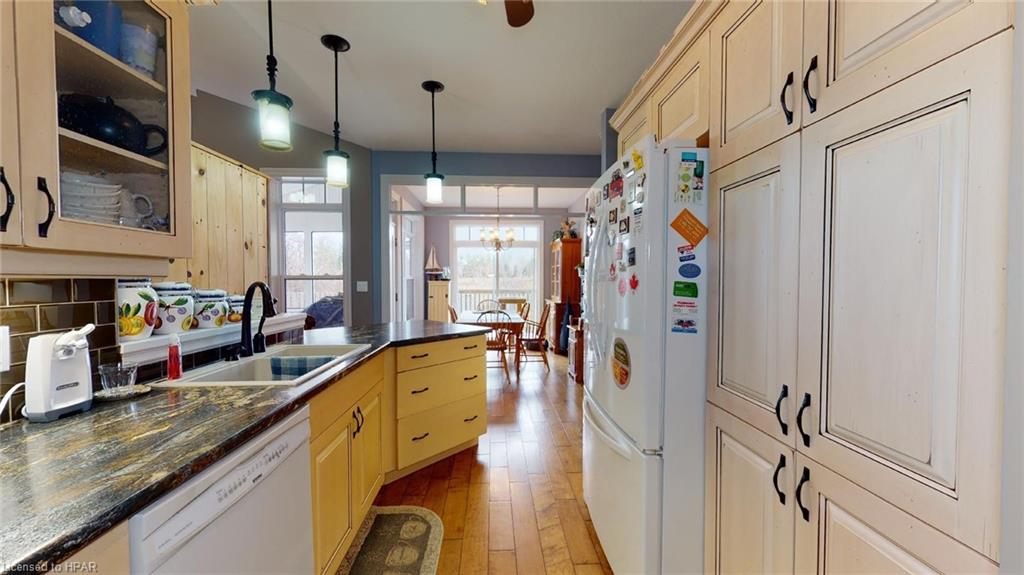 22 THIMBLEWEED Drive, Bayfield, Ontario, Canada