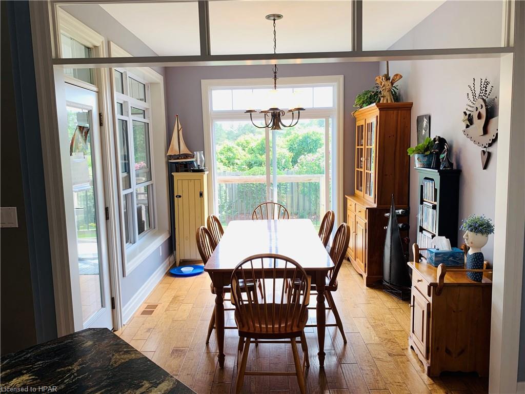 22 THIMBLEWEED Drive, Bayfield, Ontario, Canada