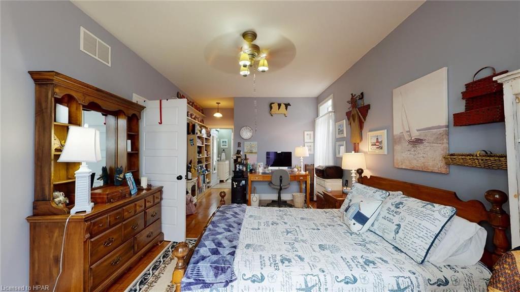 22 THIMBLEWEED Drive, Bayfield, Ontario, Canada
