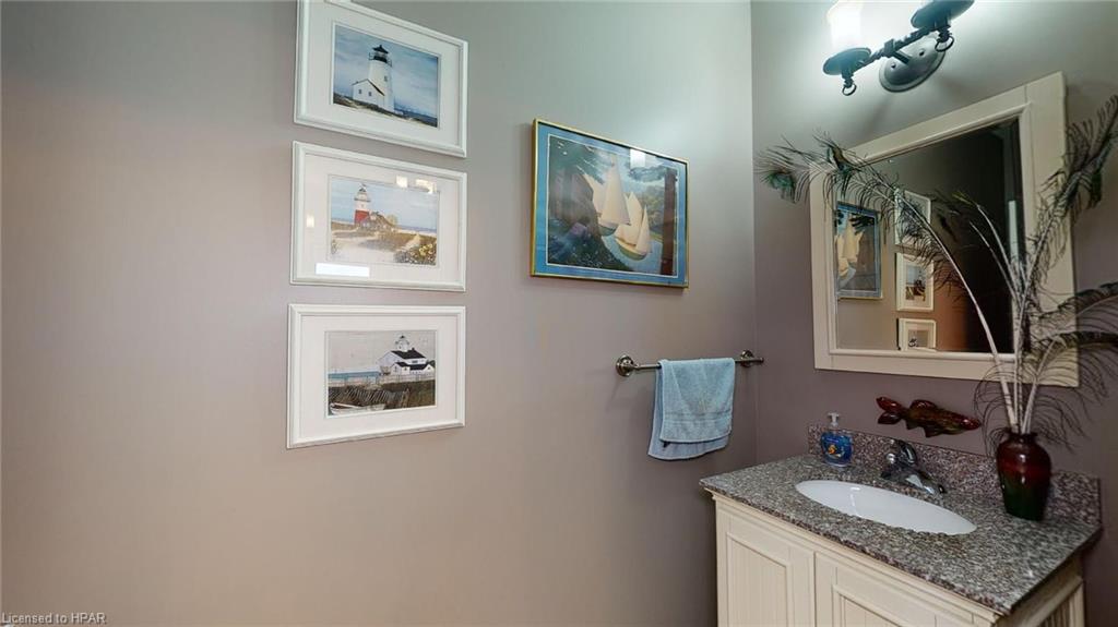 22 THIMBLEWEED Drive, Bayfield, Ontario, Canada