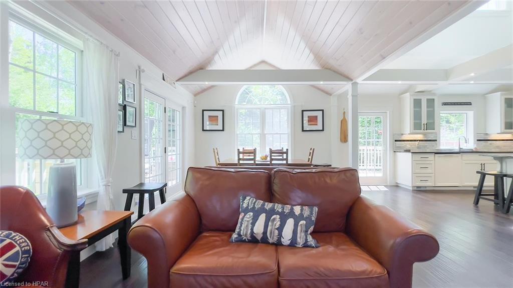 32 CHRISTY Street, Bayfield, Ontario, Canada