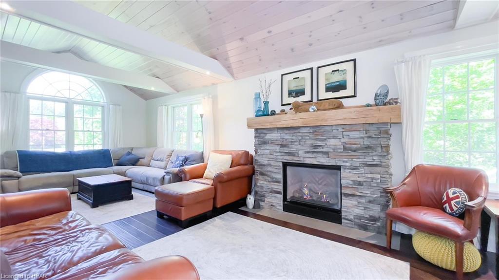 32 CHRISTY Street, Bayfield, Ontario, Canada