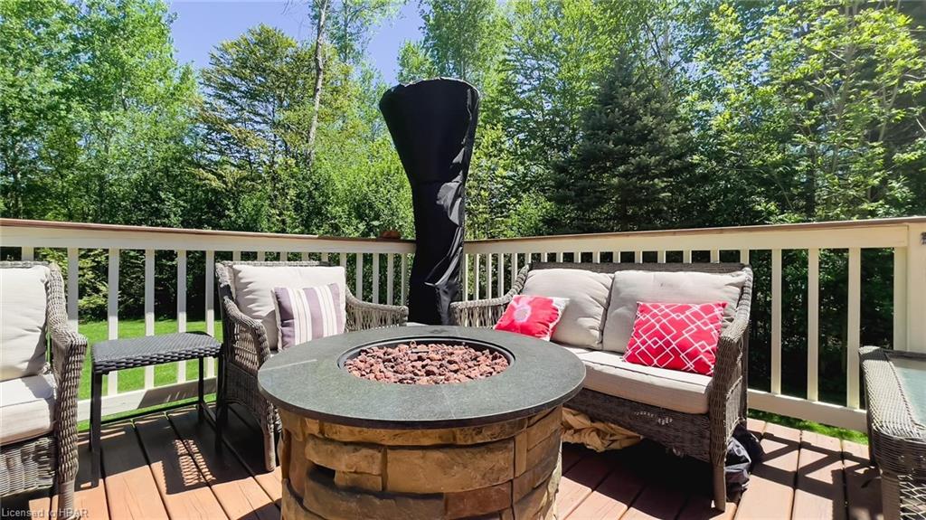 32 CHRISTY Street, Bayfield, Ontario, Canada
