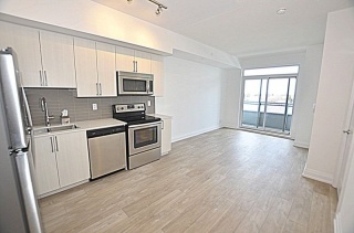 7900 Bathurst St, Vaughan Ontario, Canada
