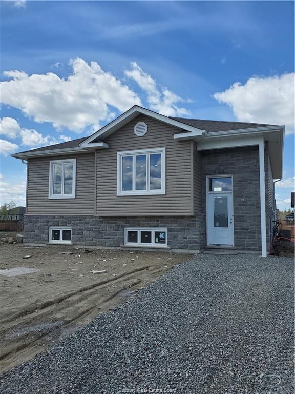 4354 Larocque Avenue, Val Caron Ontario, Canada