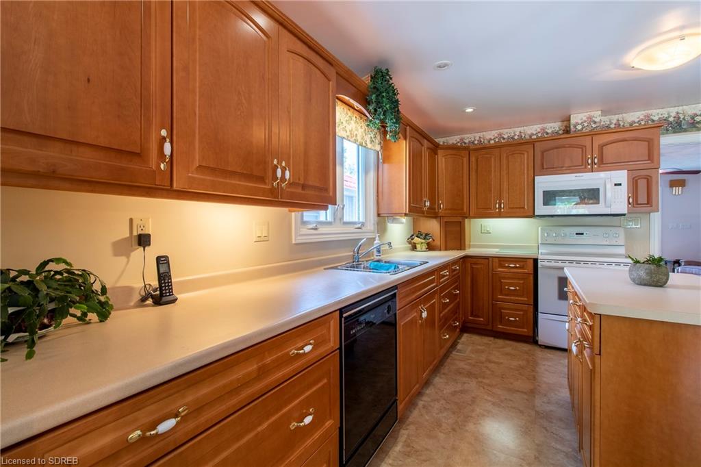 21 ORDNANCE AVE Avenue, Turkey Point, Ontario, Canada