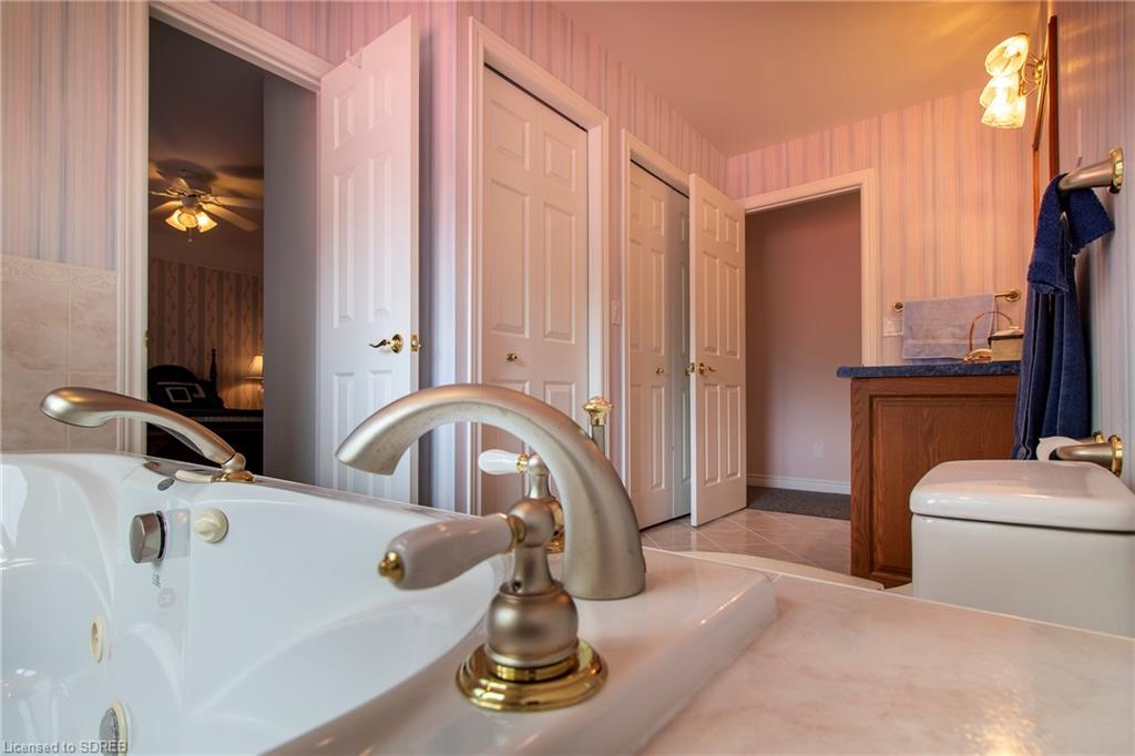 21 ORDNANCE AVE Avenue, Turkey Point, Ontario, Canada