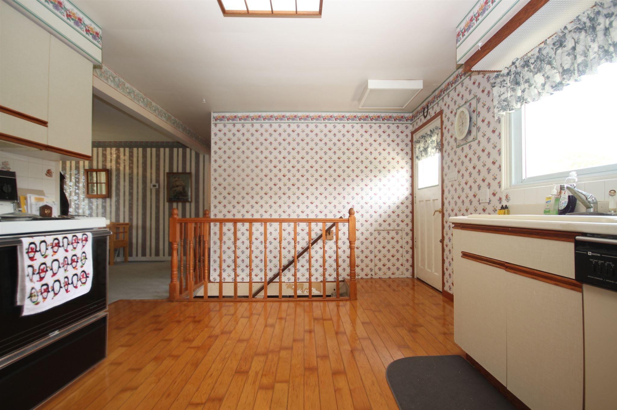 407 Coronation Boulevard, Kingston Ontario, Canada