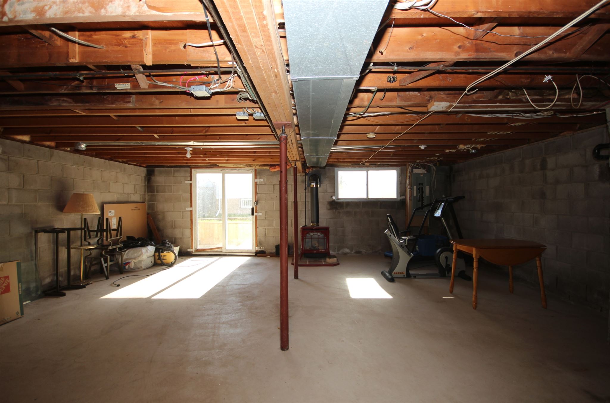 407 Coronation Boulevard, Kingston Ontario, Canada