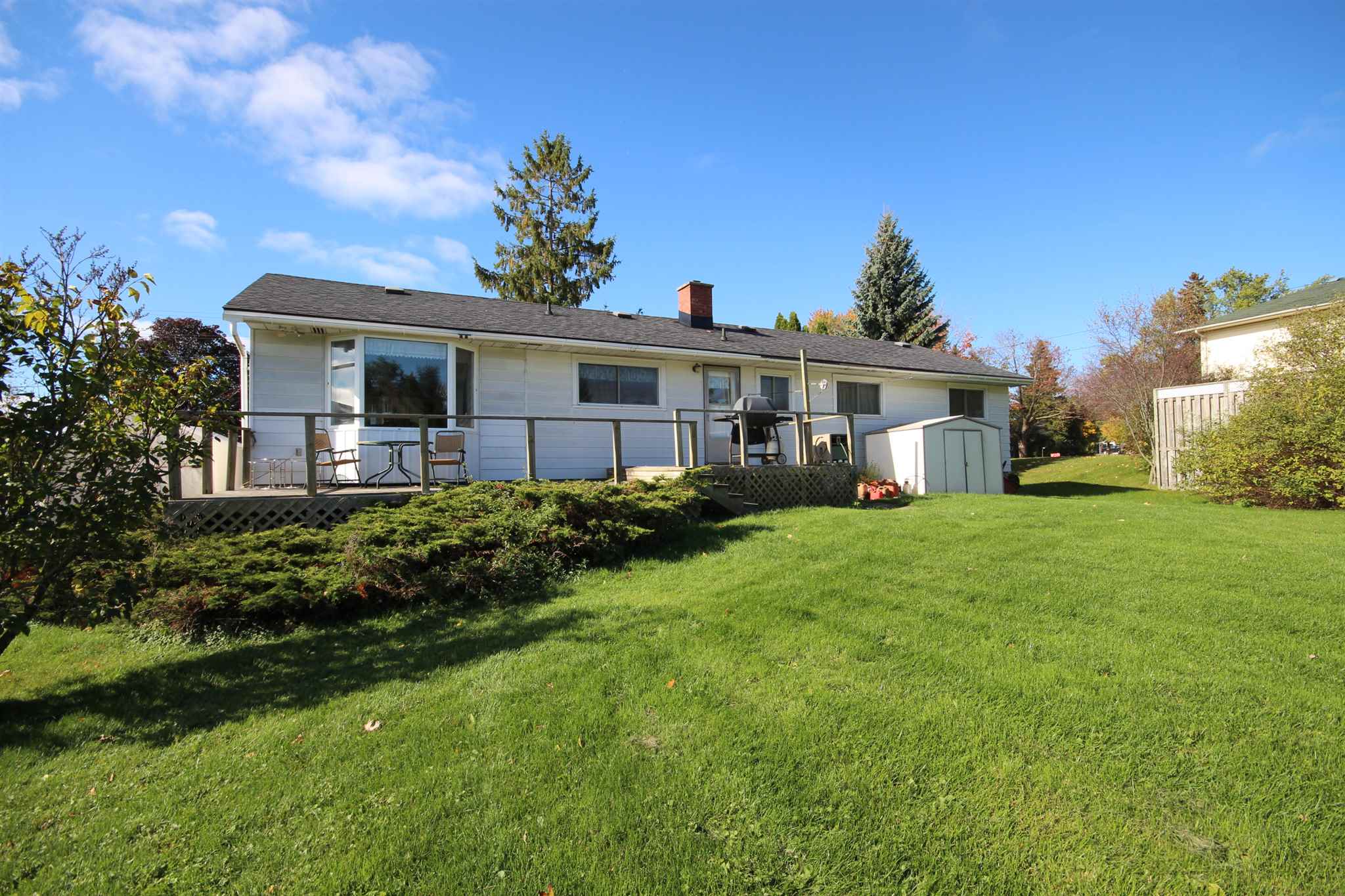 407 Coronation Boulevard, Kingston Ontario, Canada