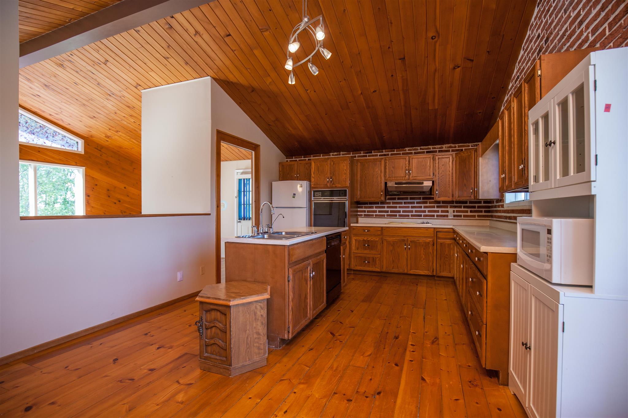 995 BETHEL Road, Stone Mills Ontario, Canada