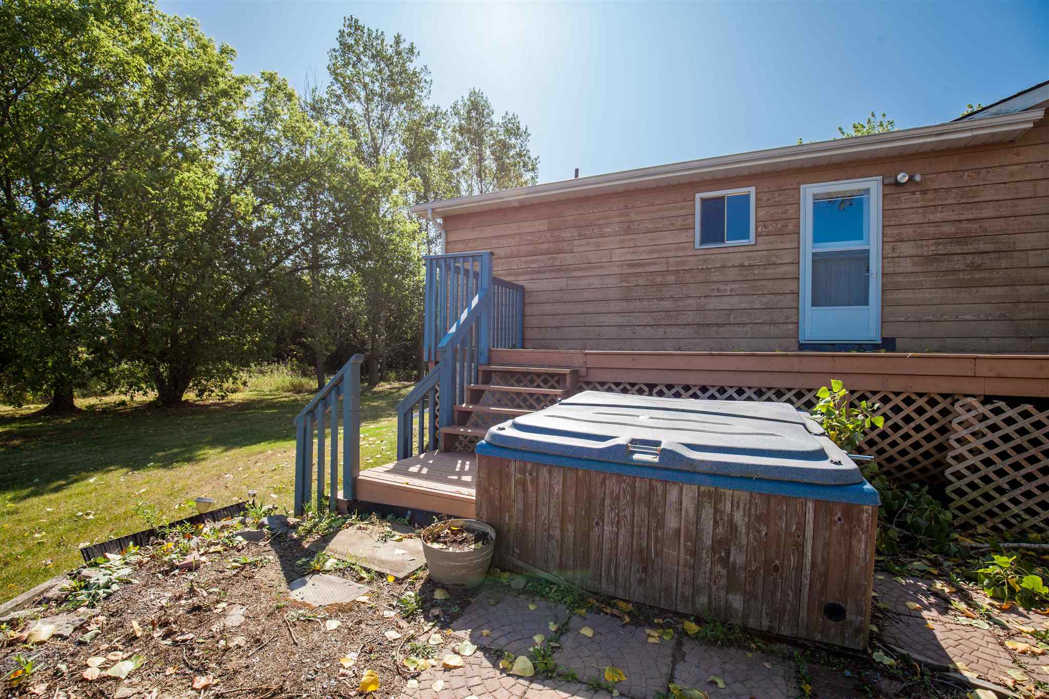 995 BETHEL Road, Stone Mills Ontario, Canada
