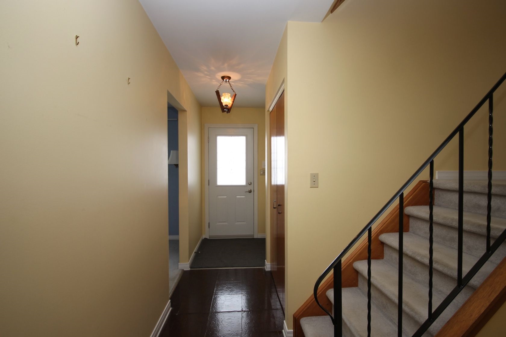 375 Glen Castle Road, Kingston Ontario, Canada