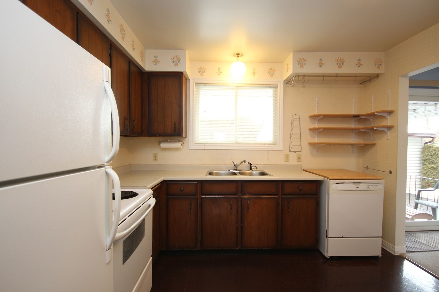 375 Glen Castle Road, Kingston Ontario, Canada