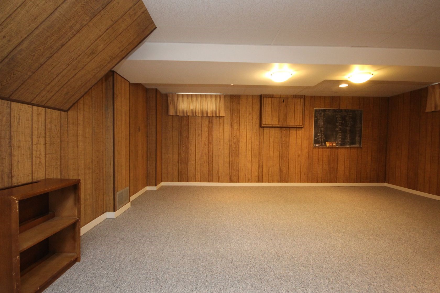 375 Glen Castle Road, Kingston Ontario, Canada