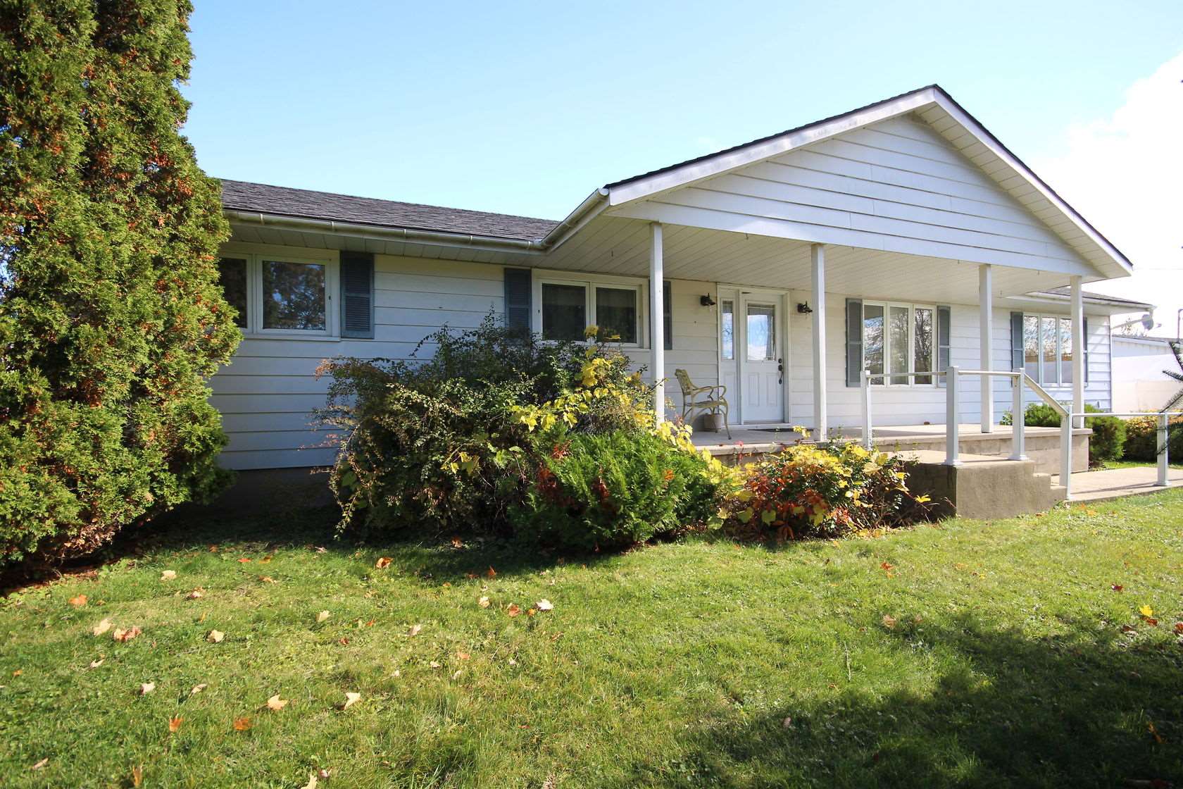 407 Coronation Boulevard, Kingston Ontario, Canada