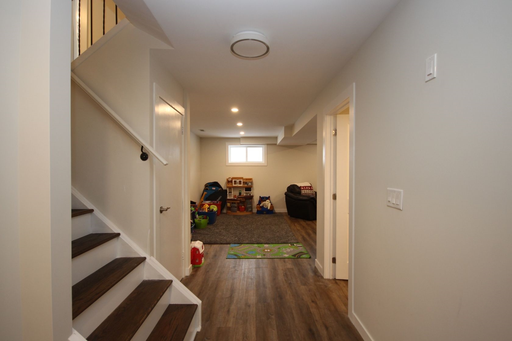 868 Allum Avenue, Kingston Ontario, Canada