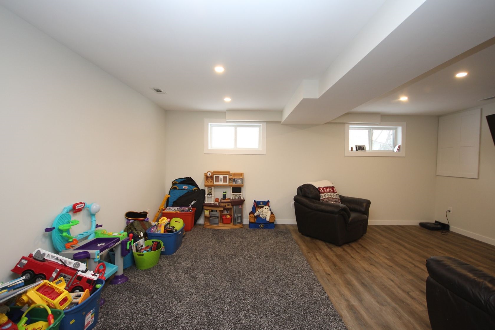 868 Allum Avenue, Kingston Ontario, Canada