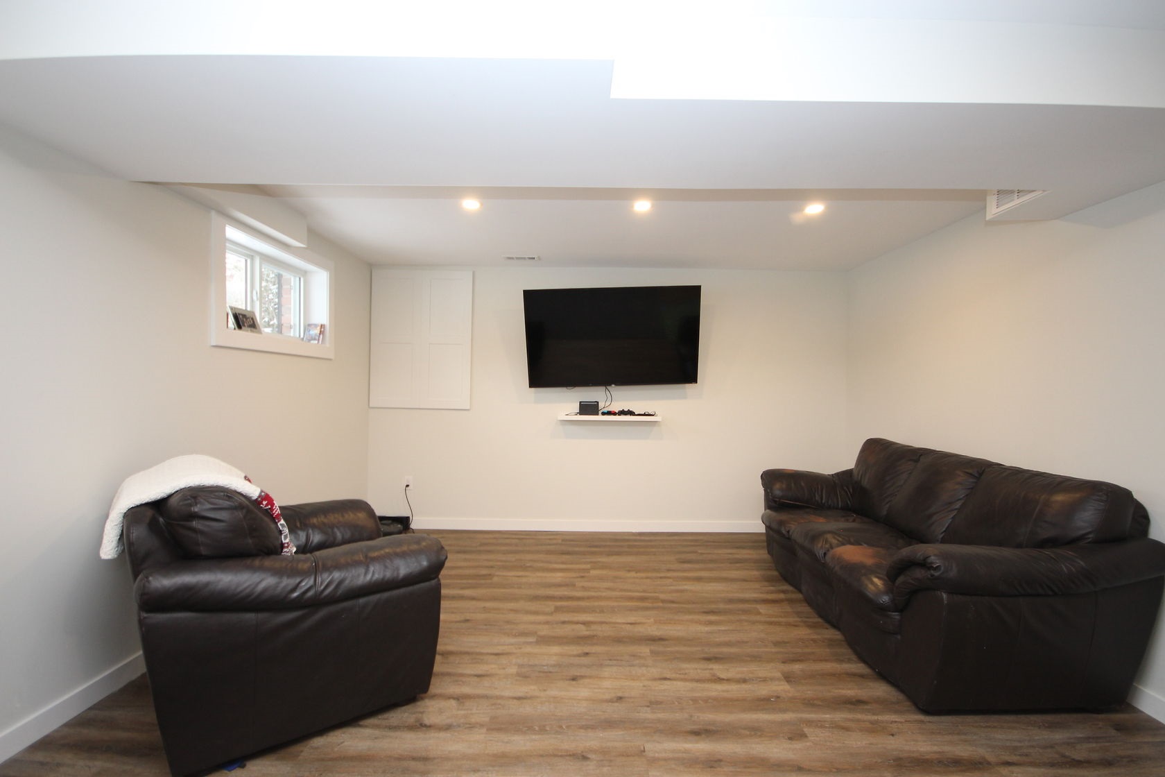 868 Allum Avenue, Kingston Ontario, Canada