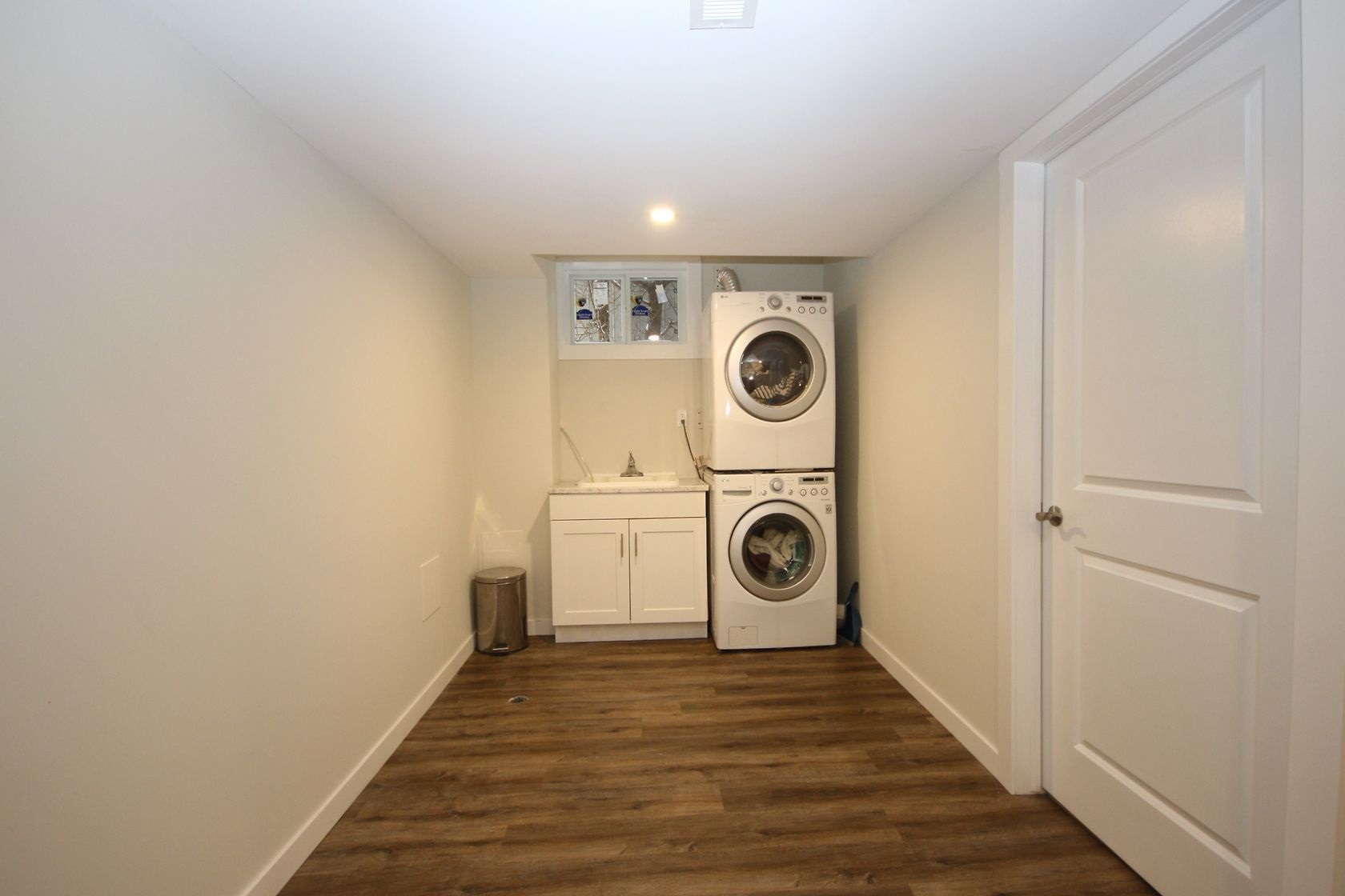 868 Allum Avenue, Kingston Ontario, Canada