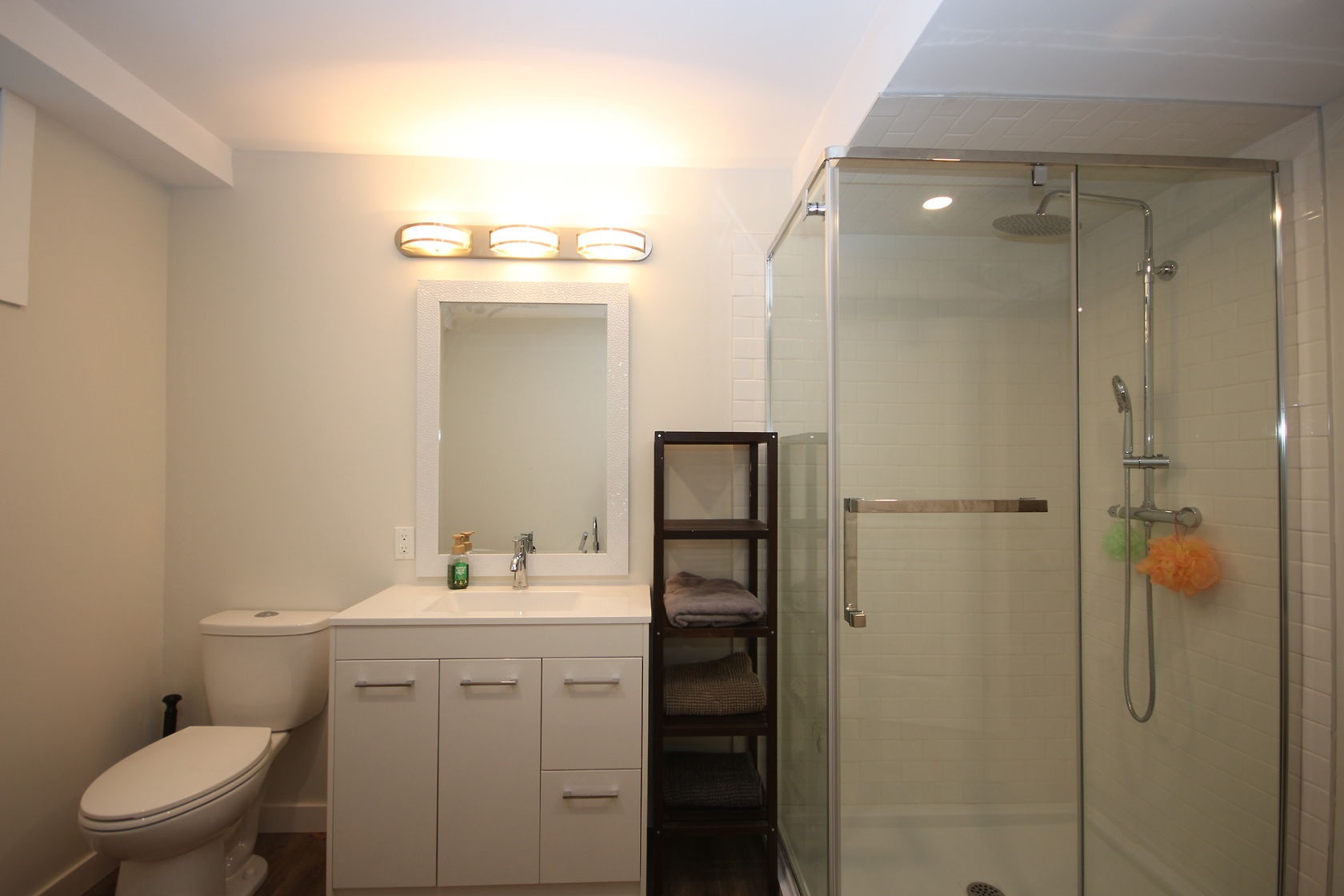 868 Allum Avenue, Kingston Ontario, Canada