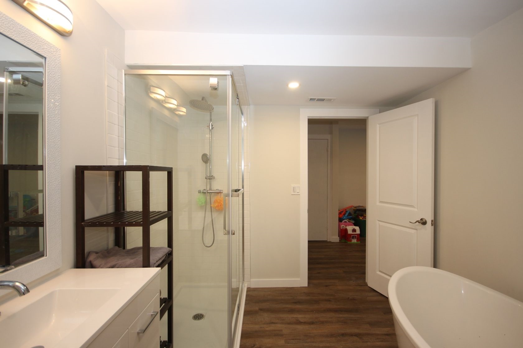868 Allum Avenue, Kingston Ontario, Canada
