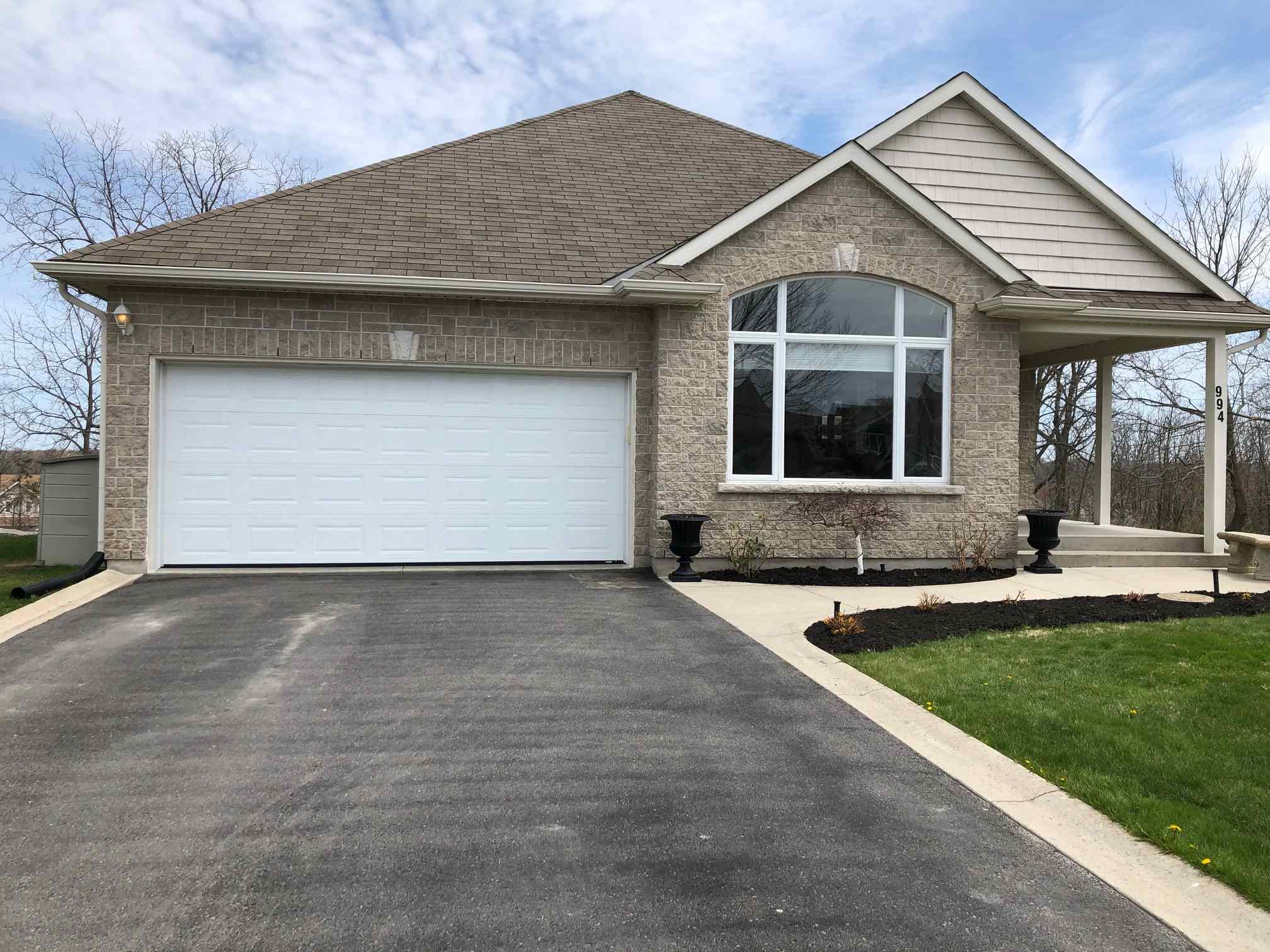 994 Granite Court, Kingston Ontario, Canada
