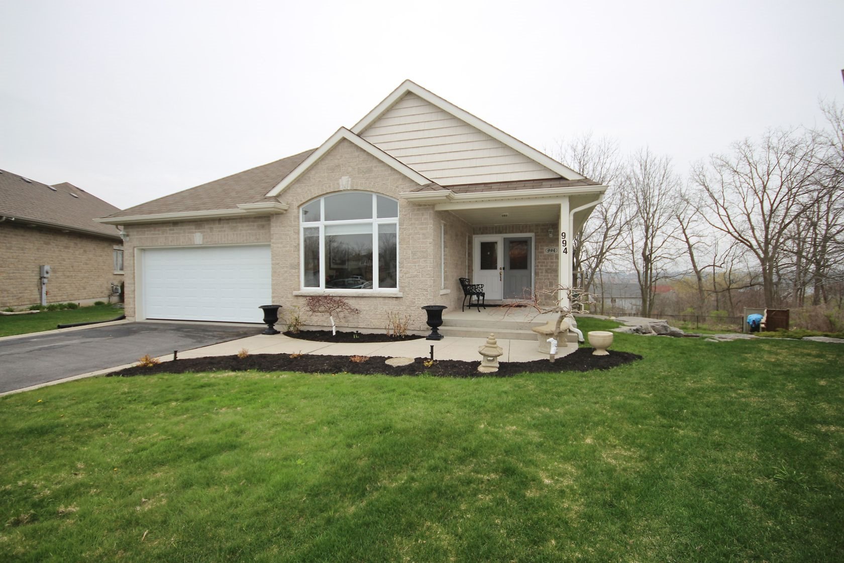 994 Granite Court, Kingston Ontario, Canada
