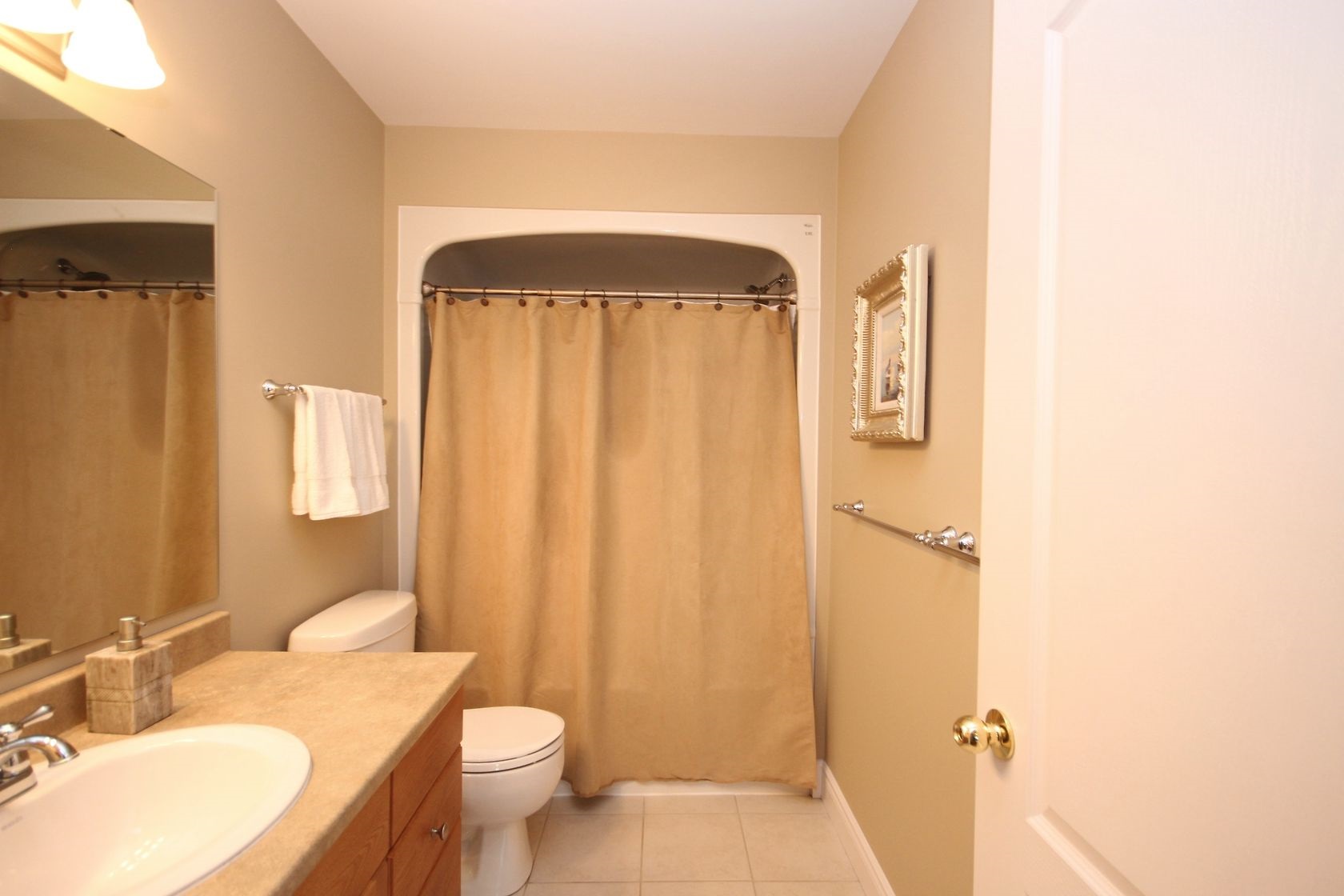 994 Granite Court, Kingston Ontario, Canada