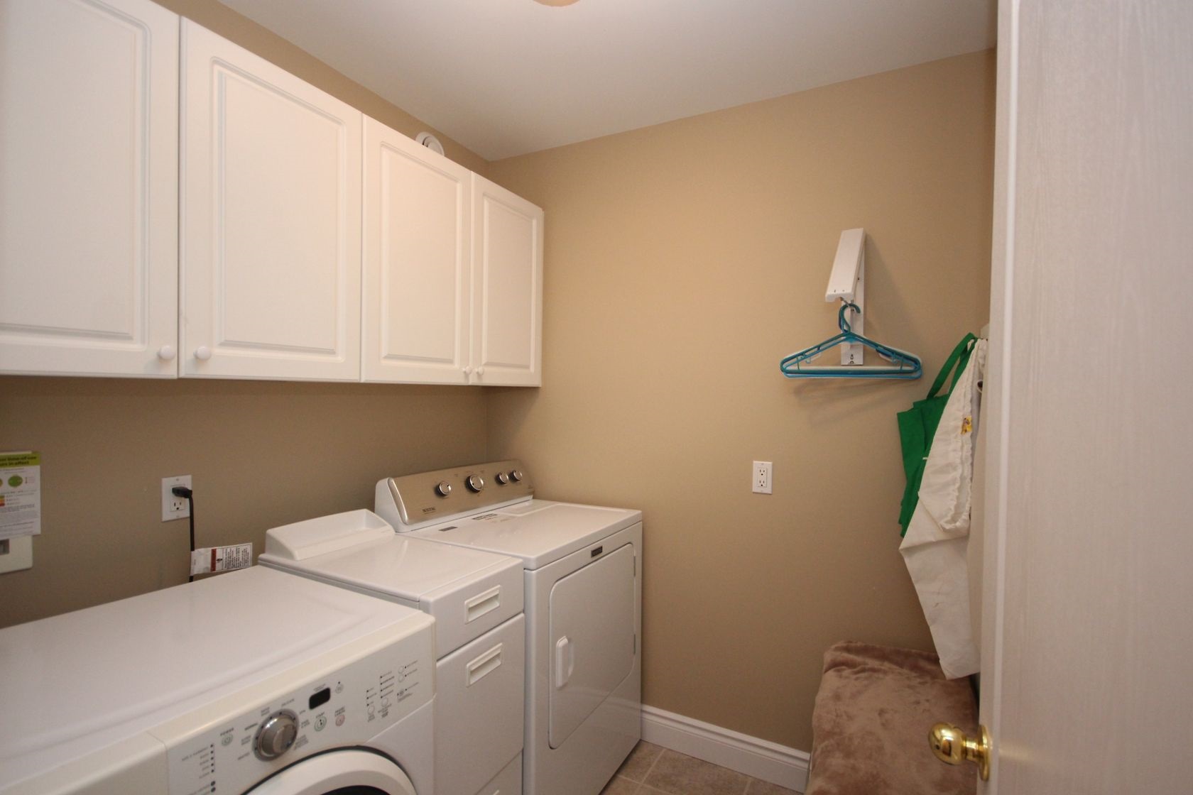 994 Granite Court, Kingston Ontario, Canada