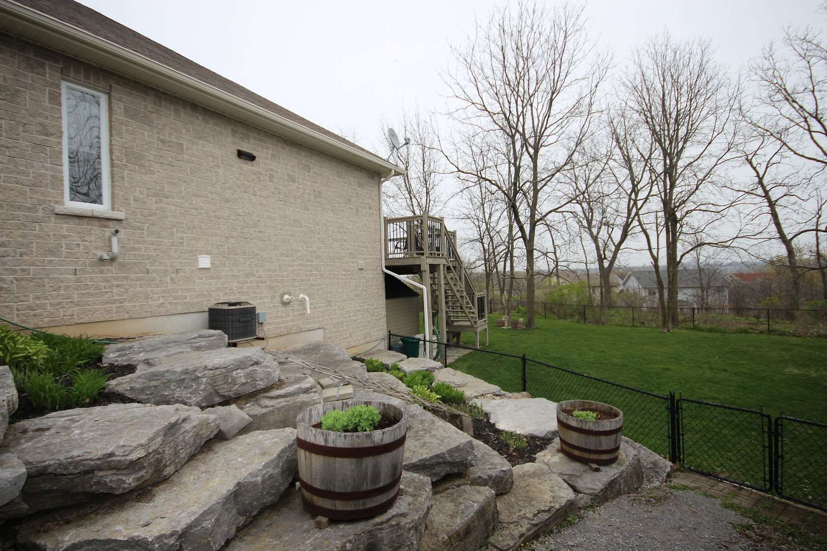 994 Granite Court, Kingston Ontario, Canada